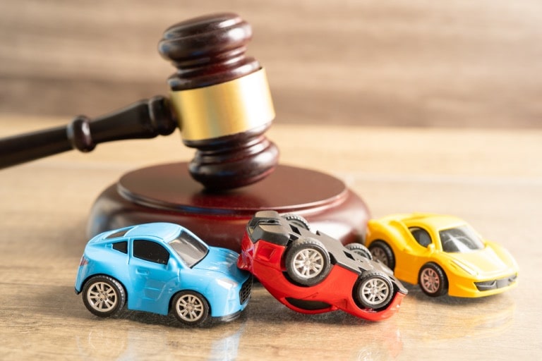 how to find a trustworthy car accident lawyer