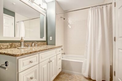 which-vanity-style-suits-your-bathroom